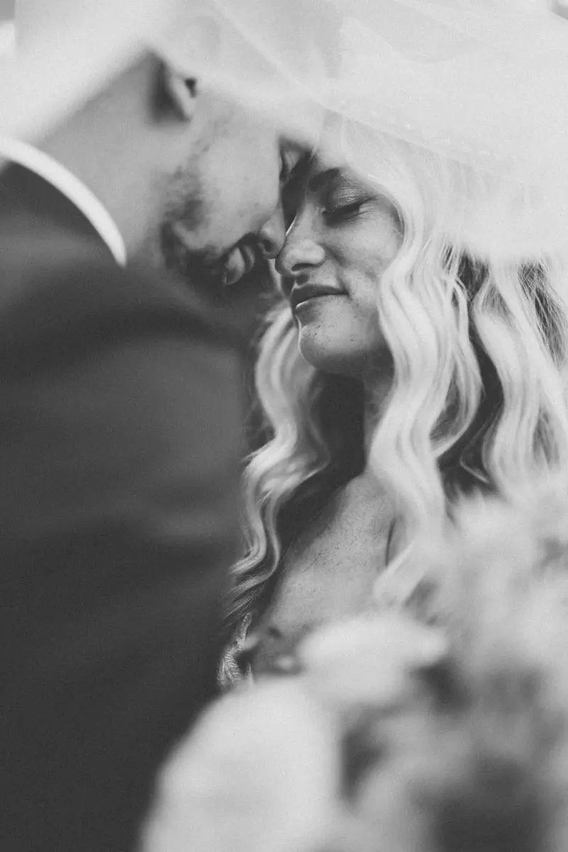 Intimate wedding portrait with directional light